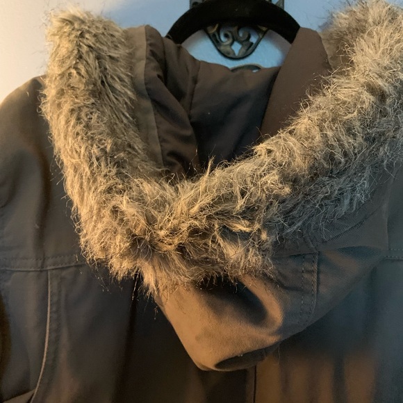 Old Navy Men’s Winter Jacket - Medium Tall Size - Picture 6 of 9